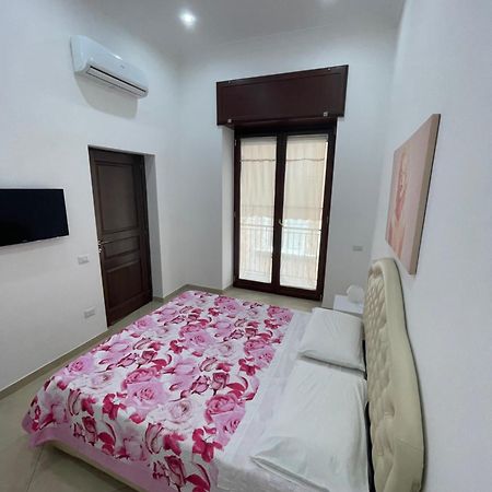 Margi House Napoli Apartment Екстериор снимка